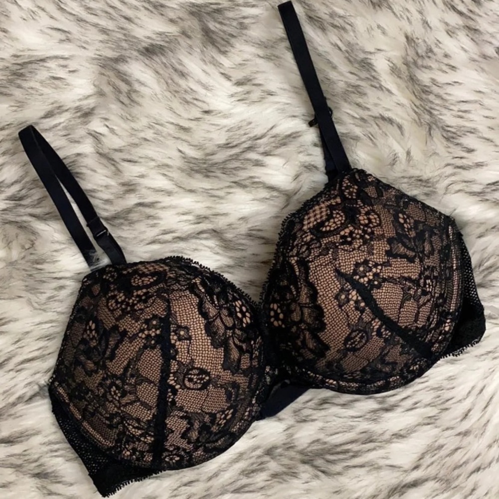 *NWT ADORE ME Lace Super Push Up Bra